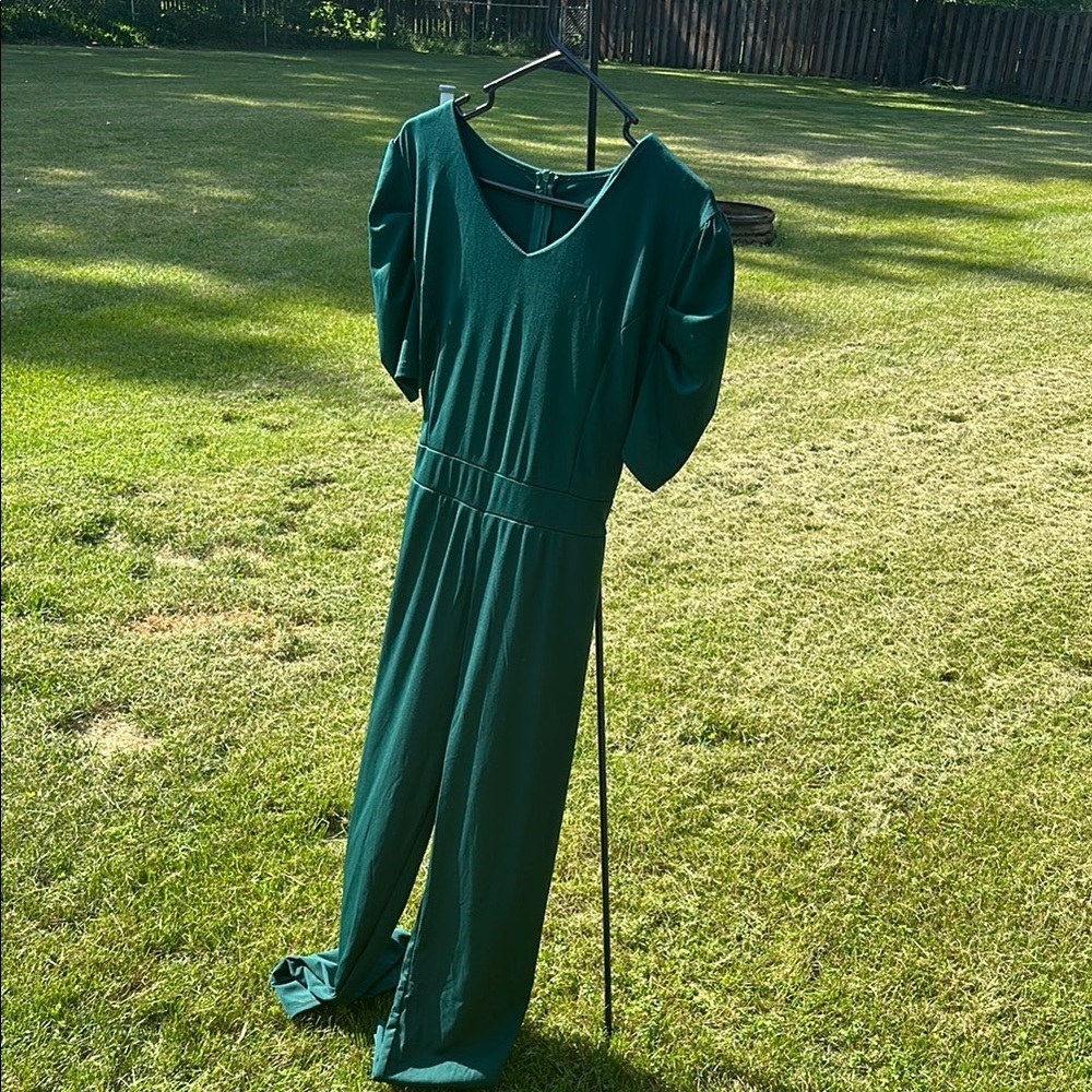 Sleek Green Belted Jumpsuit Women’s Plus Size XXL NWOT - Picture 4 of 9